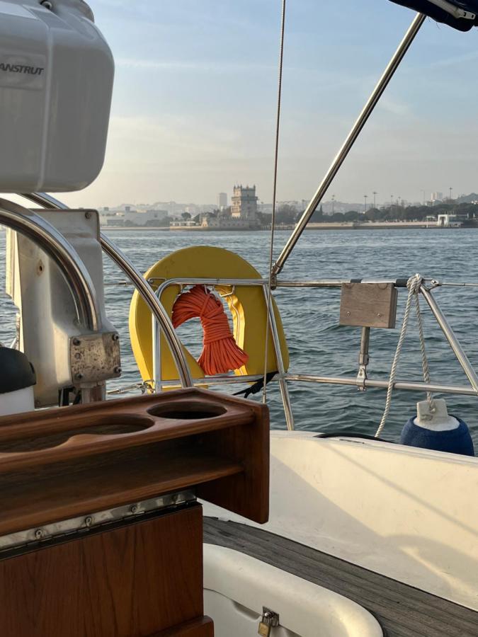 Stay In A Boat - Lisboa Dış mekan fotoğraf