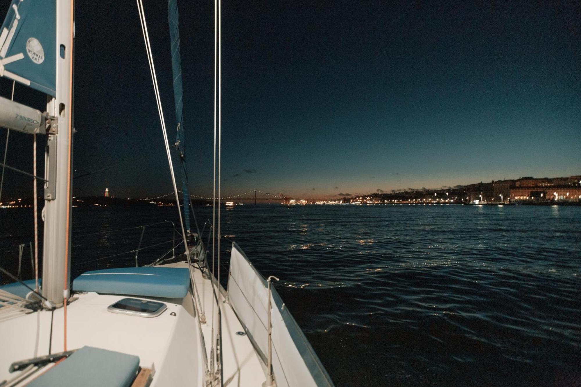 Stay In A Boat - Lisboa Dış mekan fotoğraf